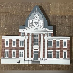 Cat’s Meow Old Pasco County Courthouse #1. Dade City Florida 1998 Exclusive.